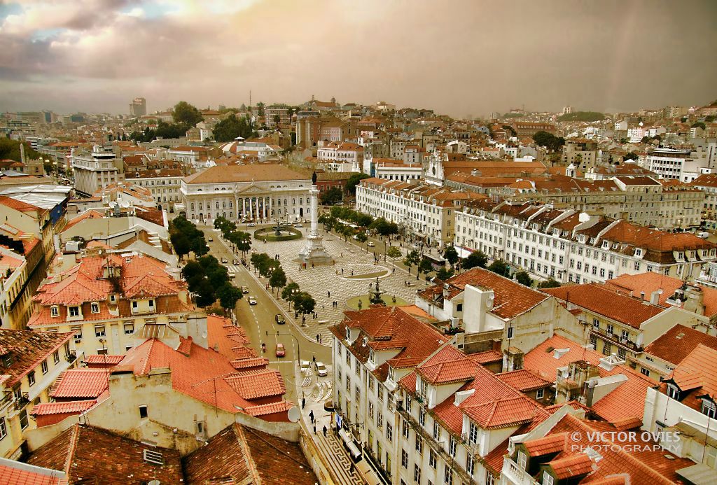 LISBOA - PRACA DO ROSSIO DESDE O ELEVADOR DE SANTA JUSTA